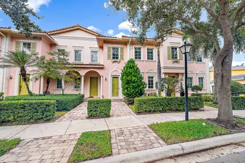 314 Ennis Ln, Jupiter, FL 33458