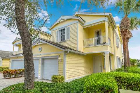 106 Shelley Ln, Fort Pierce, FL 34949
