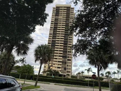5600 N Flagler Dr #1703, West Palm Beach, FL 33407
