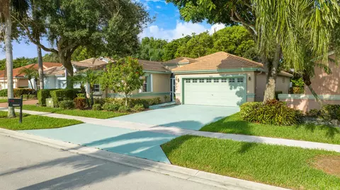 9854 Harbour Lake Cir, Boynton Beach, FL 33437