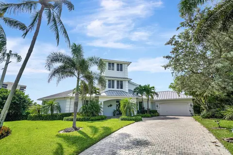 370 Apollo Dr, Juno Beach, FL 33408