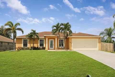 497 SW Lacroix Ave, Port Saint Lucie, FL 34953