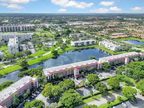 14425 Strathmore Ln #205, Delray Beach, FL 33446