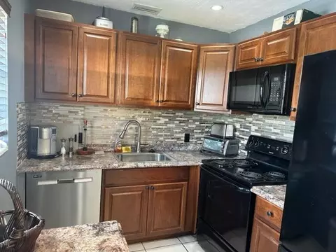 336 Preston H, Boca Raton, FL 33434