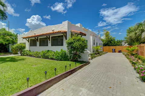 423 Oxford St, West Palm Beach, FL 33405
