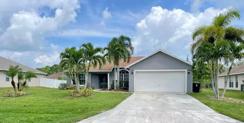 1517 SW Crater Ave, Port Saint Lucie, FL 34953