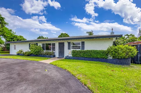 1130 Stoneway Ln, West Palm Beach, FL 33417