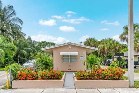 501 S E St, Lake Worth Beach, FL 33460