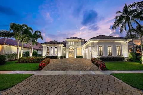 7945 Cranes Pointe Way, West Palm Beach, FL 33412