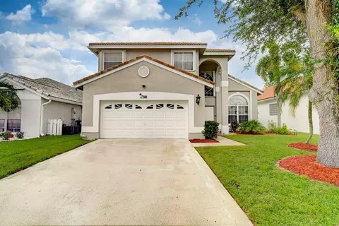 7585 Thornlee Dr, Lake Worth, FL 33467