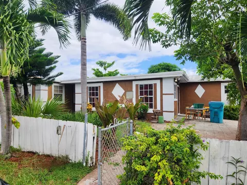 101 NW 13th Ave, Boynton Beach, FL 33435