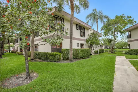 4693 Carambola Cir N #2774, Coconut Creek, FL 33066
