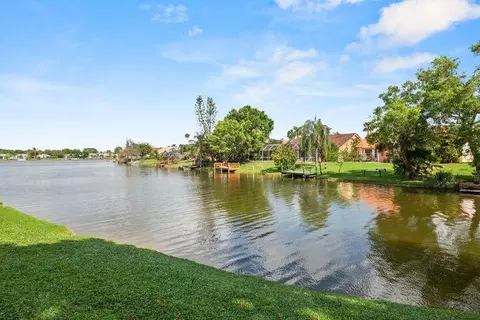 12524 Shoreline #303, Wellington, FL 33414
