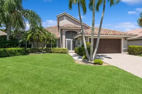 7287 Amber Falls Ln, Boynton Beach, FL 33437