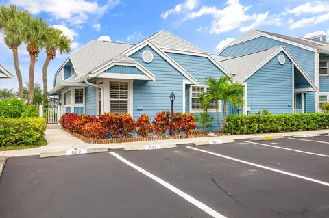 621 Ocean Dunes Cir, Jupiter, FL 33477
