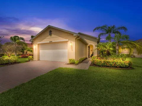 10296 SW Indian Lilac Trl, Port Saint Lucie, FL 34987