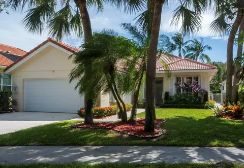 295 Kelsey Park Cir, Palm Beach Gardens, FL 33410