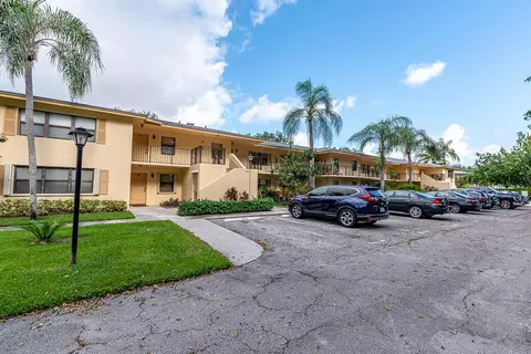 2900 SW 22nd Cir #222B, Delray Beach, FL 33445