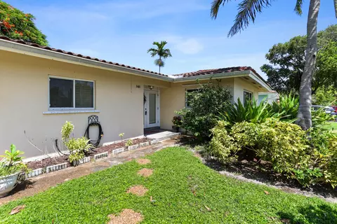 1401 SW 4th St S, Boca Raton, FL 33486