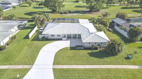 1713 SE Hondo Ave, Port Saint Lucie, FL 34952