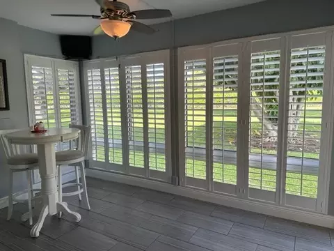 12 Colonial Club Dr #105, Boynton Beach, FL 33435