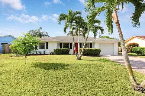474 Dover Rd, Tequesta, FL 33469