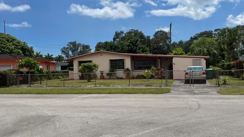 750 NW 168, Miami, FL 33169