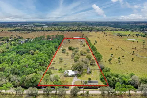 7885 1st St SW, Vero Beach, FL 32968