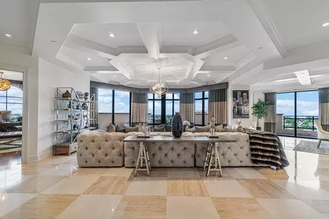200 E Palmetto Park Rd #PH-11, Boca Raton, FL 33432