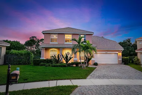 5528 SE Oak Preserve Ter, Hobe Sound, FL 33455