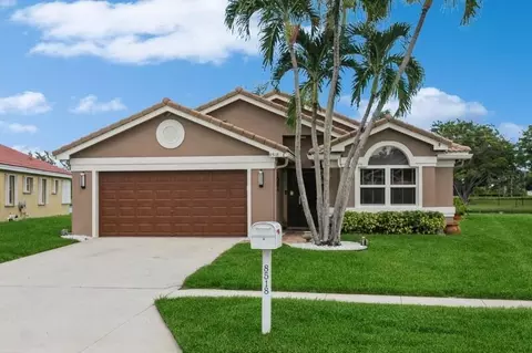 8518 Tourmaline Blvd, Boynton Beach, FL 33472