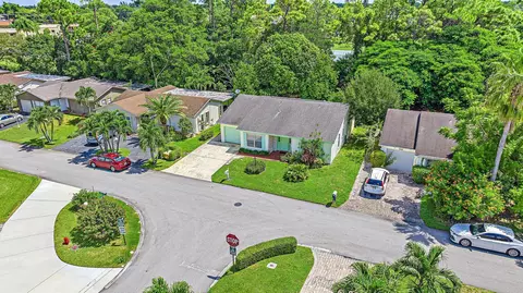 6384 Summer Sky Ln, Greenacres, FL 33463