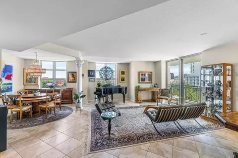403 S Sapodilla Ave #604, West Palm Beach, FL 33401