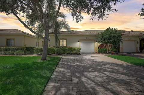 2377 Windjammer Way, West Palm Beach, FL 33411