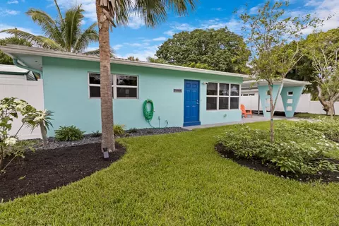 2101 NE 4th Way, Boca Raton, FL 33431