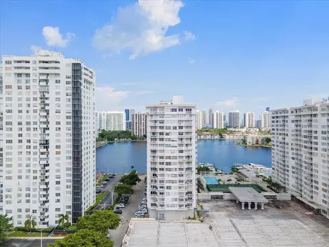 18081 Biscayne #701, Aventura, FL 33160