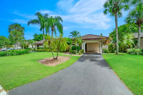 8020 Eastlake Dr #11-A, Boca Raton, FL 33433