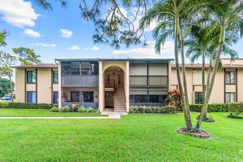 822 Sky Pine Way #H2, Greenacres, FL 33415