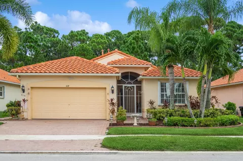 414 NW Sunview Way, Port Saint Lucie, FL 34986