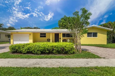 5637 Madison St, Hollywood, FL 33023