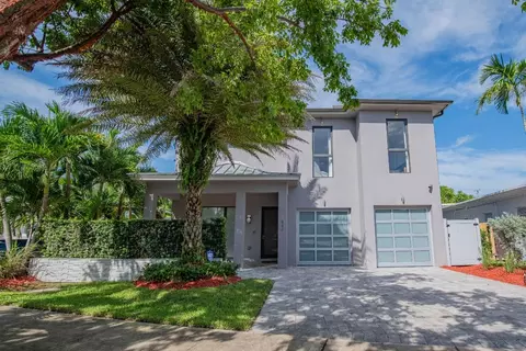 449 NE 17th Way, Fort Lauderdale, FL 33301