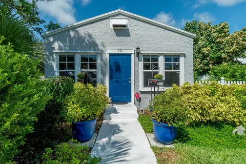 211 S K St, Lake Worth Beach, FL 33460