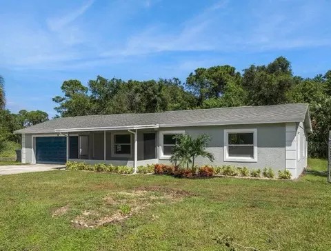 2006 N 48th St, Fort Pierce, FL 34947