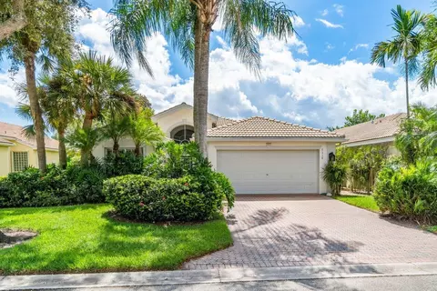 7318 Kahana Dr, Boynton Beach, FL 33437