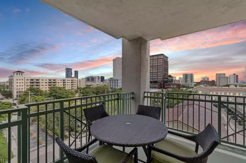 403 S Sapodilla Ave S #605, West Palm Beach, FL 33401