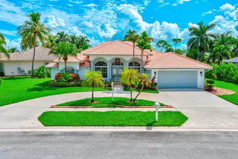 102 Cypress Cres, Royal Palm Beach, FL 33411