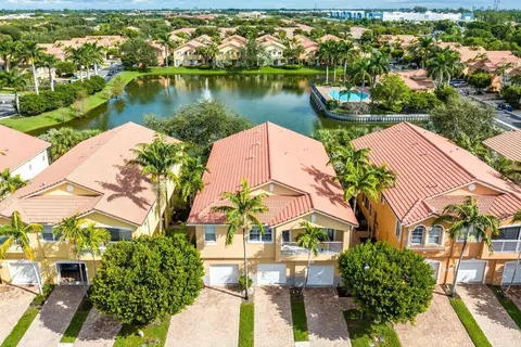 1731 Carvelle Dr, Riviera Beach, FL 33404