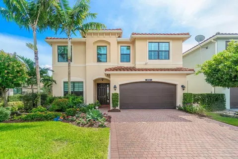 8082 Fire Opal Ln, Delray Beach, FL 33446