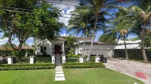 1761 SE 9th St, Fort Lauderdale, FL 33316