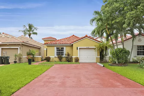 3628 Coco Lake Dr, Coconut Creek, FL 33073